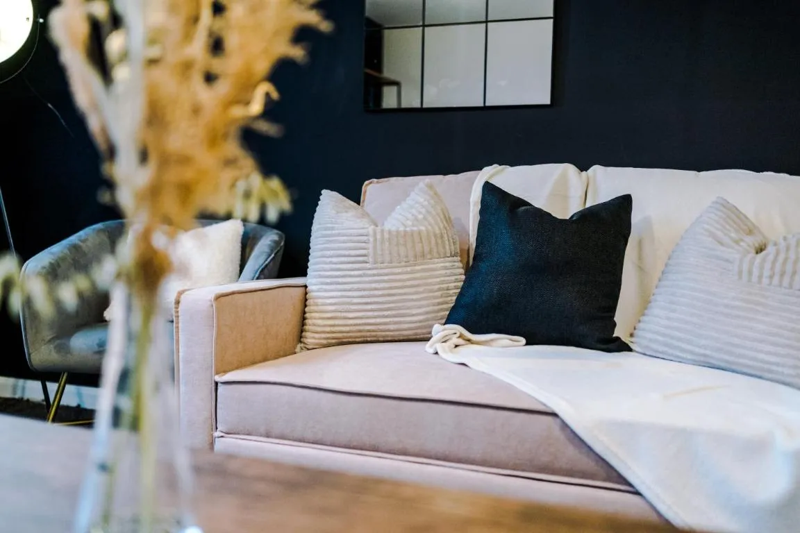 Image of Rest&Recharge at a Spacious Townhouse by the Etihad (5mins to City Centre, Free Secure Parking)