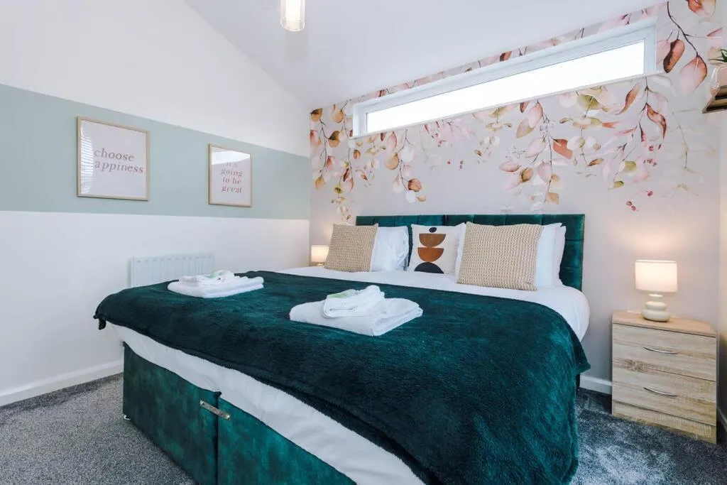 Image 4 of Rest&Recharge near the Etihad & Manchester City Centre (Secure Parking)