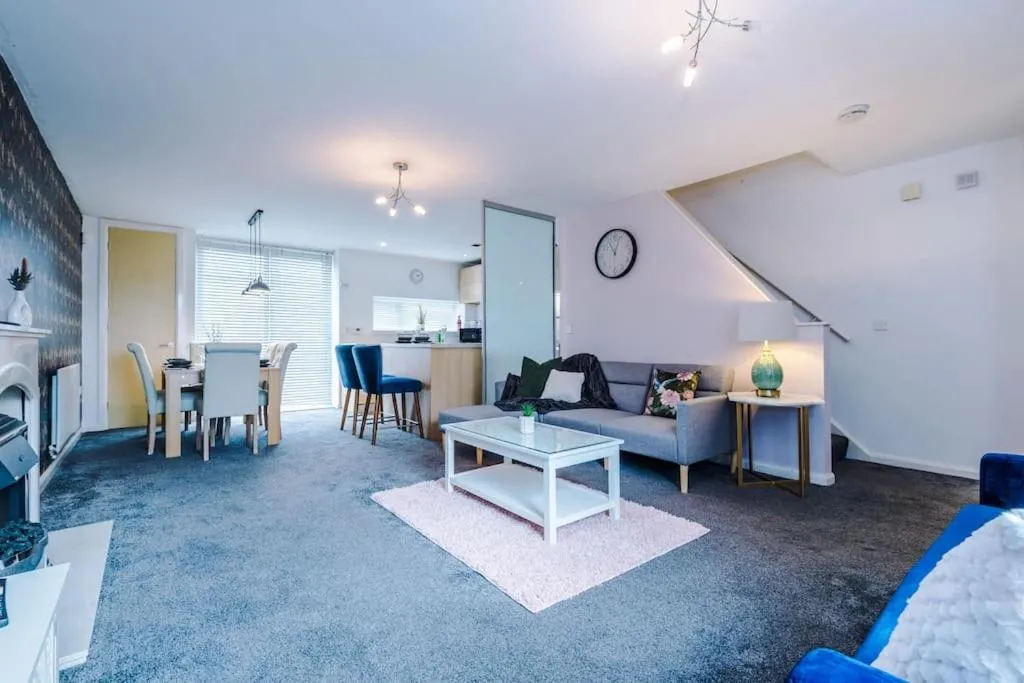 Image 5 of Rest&Recharge near the Etihad & Manchester City Centre (Secure Parking)