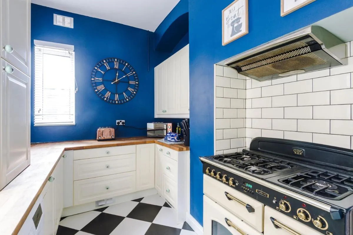 Image 1 of R&r Nr Mediacity 4 Bedrms, 6 Beds, Free Parking