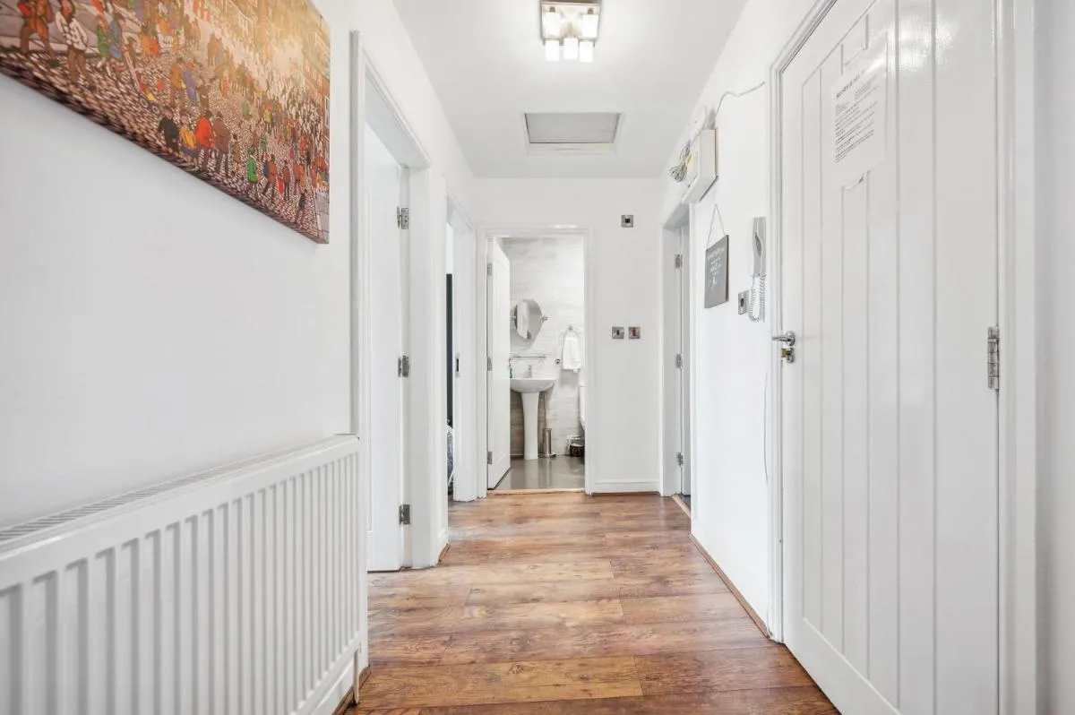 Image 4 of Rusholme Rooms