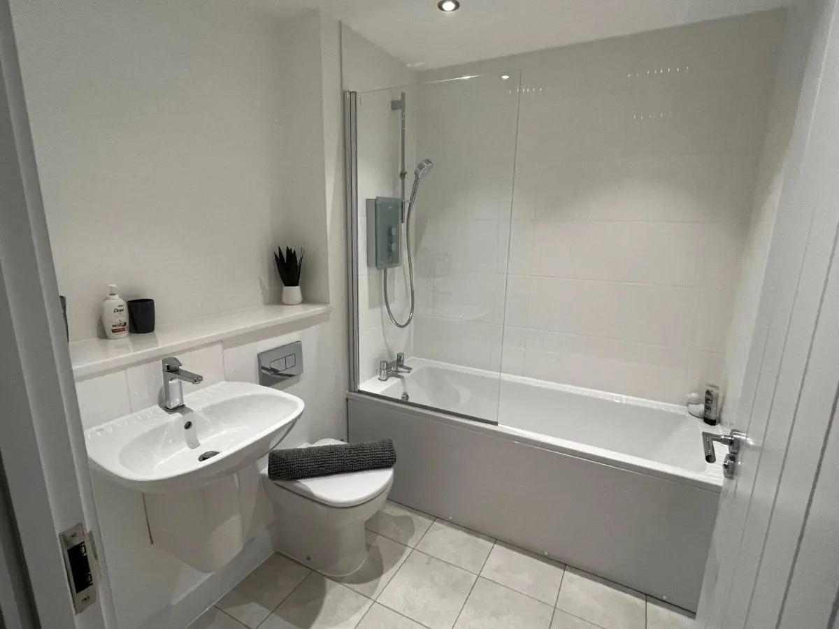 Image 2 of Salford Townhouse 3 BR Home