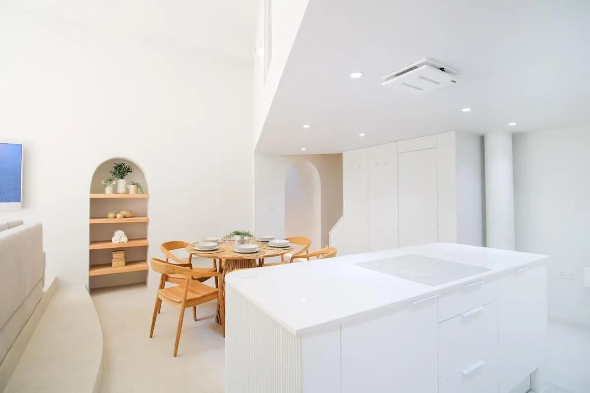 Image 5 of Santorini by The Heim Residences