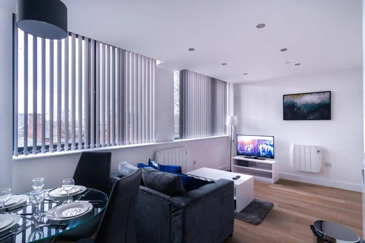 Image 4 of Spacious 1 Bed Old Trafford Apartment
