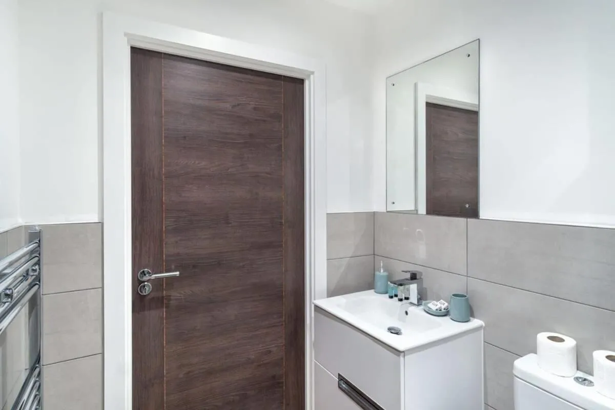 Image 6 of Spacious 1 Bed Old Trafford Apartment