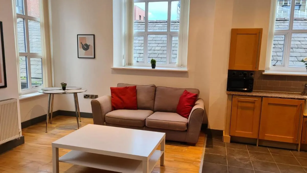 Image 1 of Spacious, bright and airy city centre flat. Unique converted Mill.