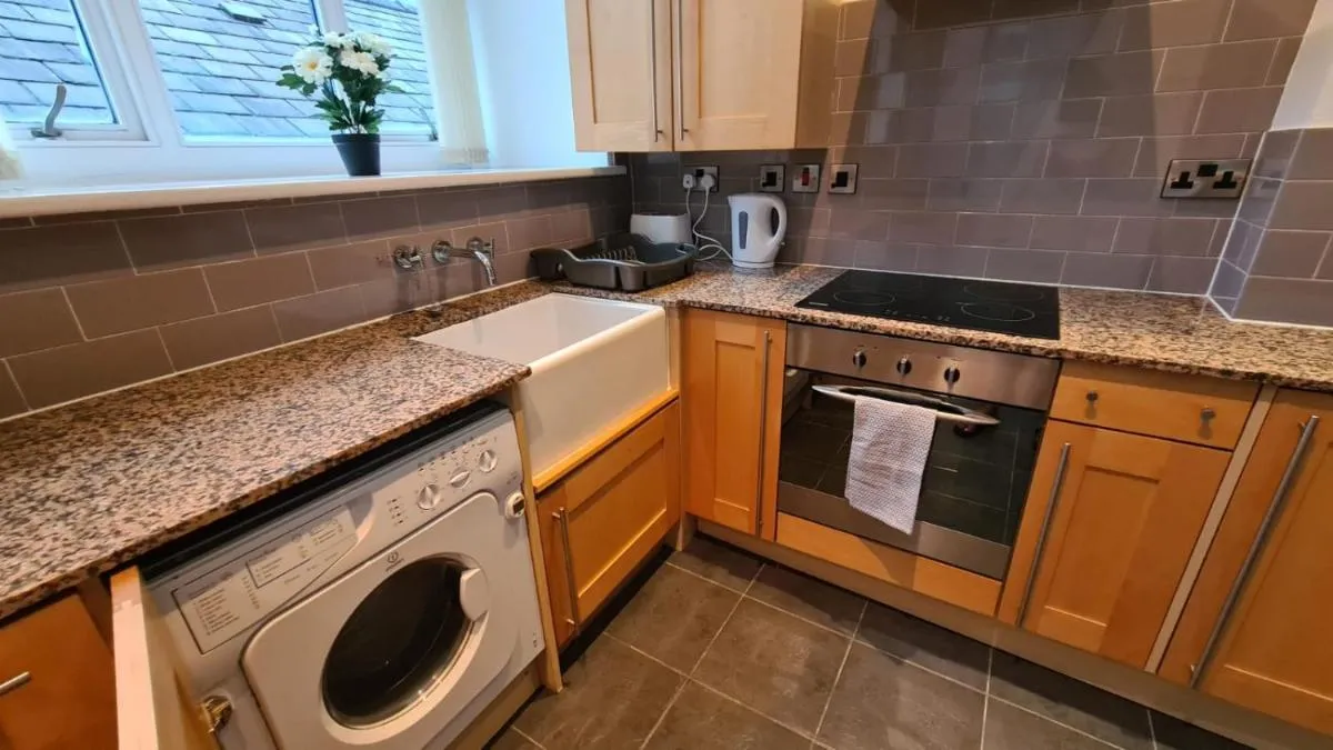 Image 2 of Spacious, bright and airy city centre flat. Unique converted Mill.