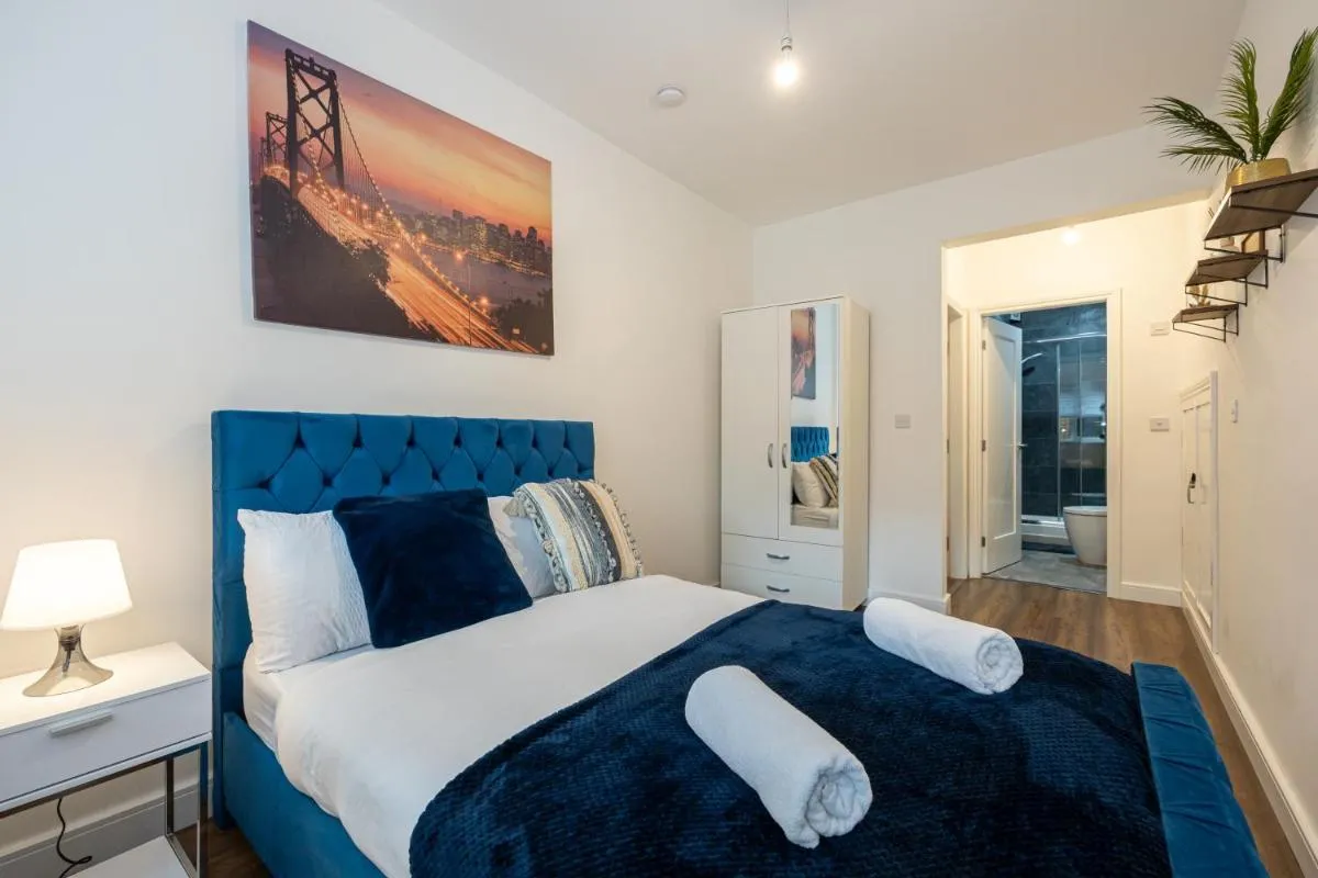 Image 1 of Stunning 2 Bedroom Apartment in Chorlton