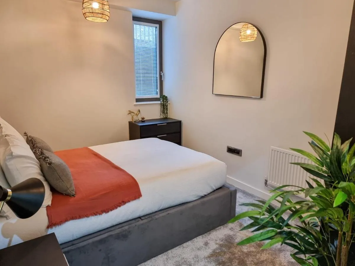 Image 5 of Stunning 4-bedroom Townhouse with Free Parking
