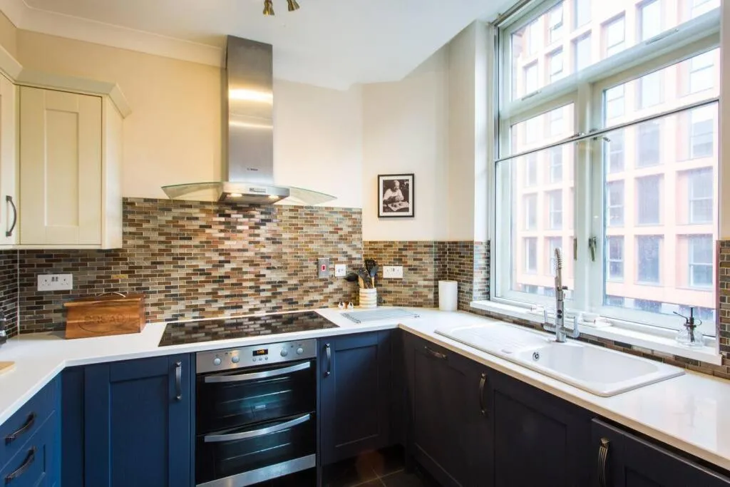Image 6 of Stylish City Centre 2 Bed Apartment – Free Parking