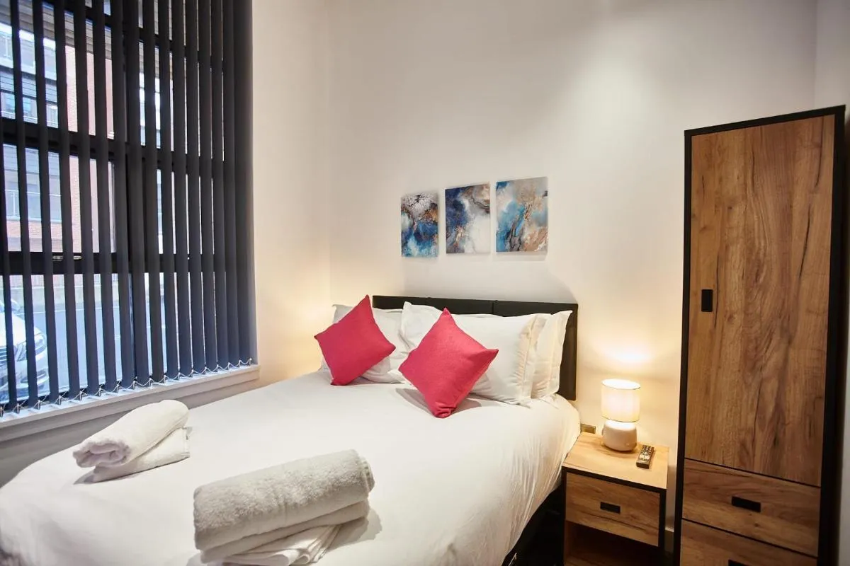 Image 5 of The Aquamarine Suite