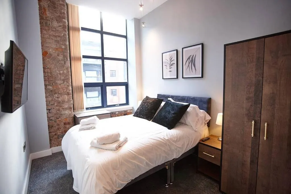 Image 1 of The Diamond Suite