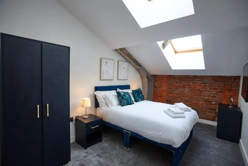 Image 1 of The Garnet Suite