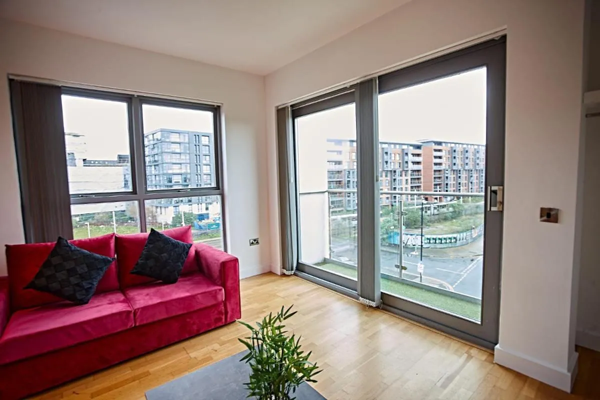 Image 5 of The Rose Quartz Suite