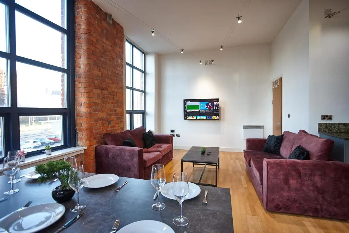 Image 4 of The Topaz Suite