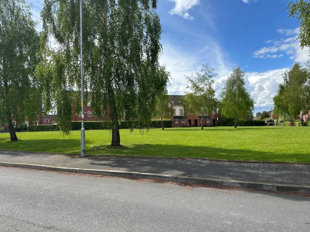 Image 5 of Townhouse 4 Bed FREE Parking, close to Man Utd FC