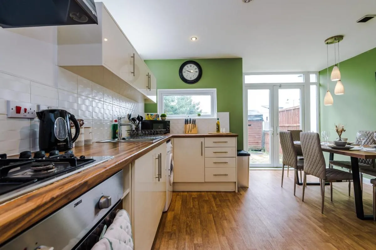 Image 3 of Townhouse 5mins to City Centre and Etihad – Free Secure Parking