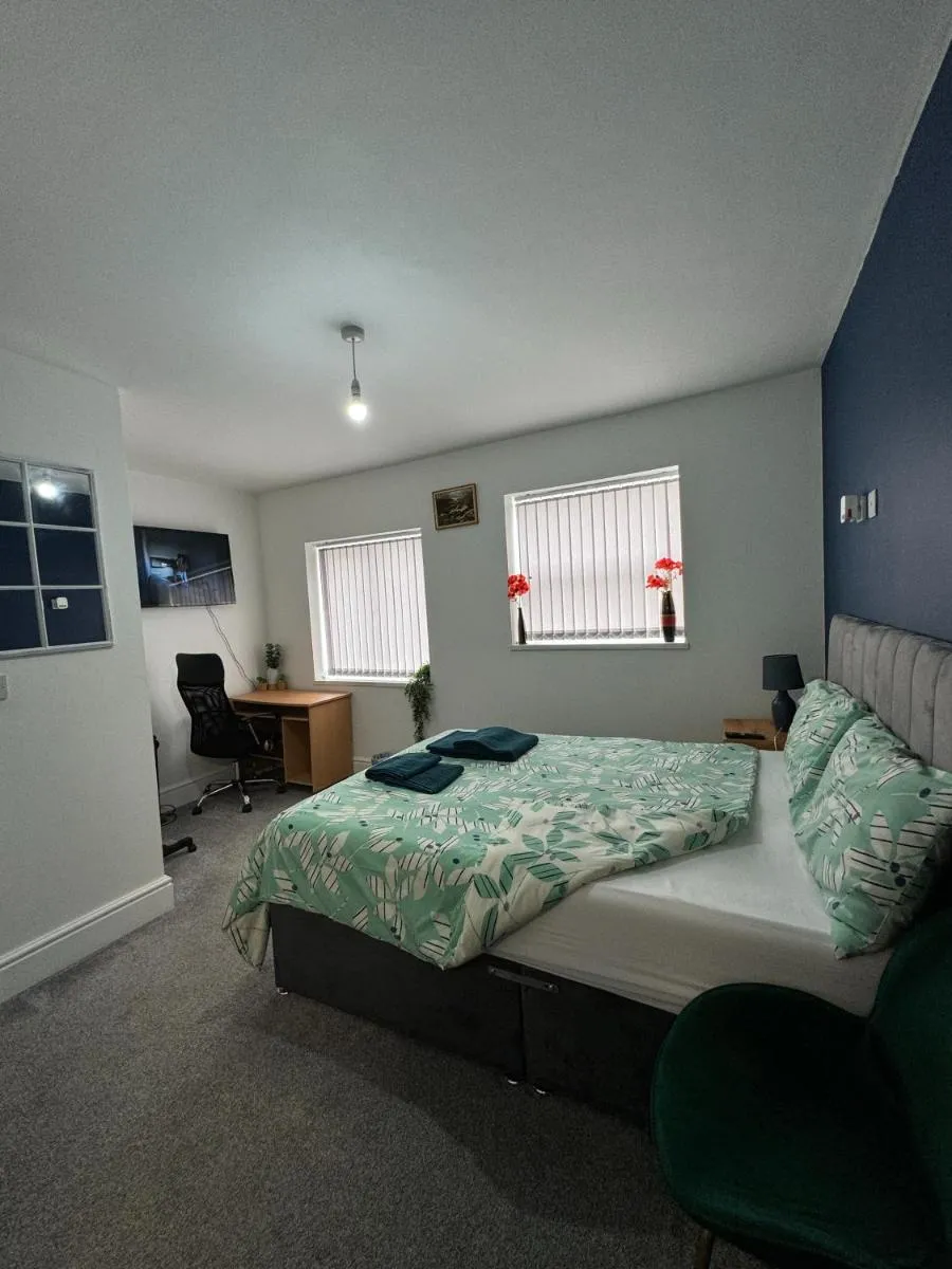 Image 4 of UR PLACE