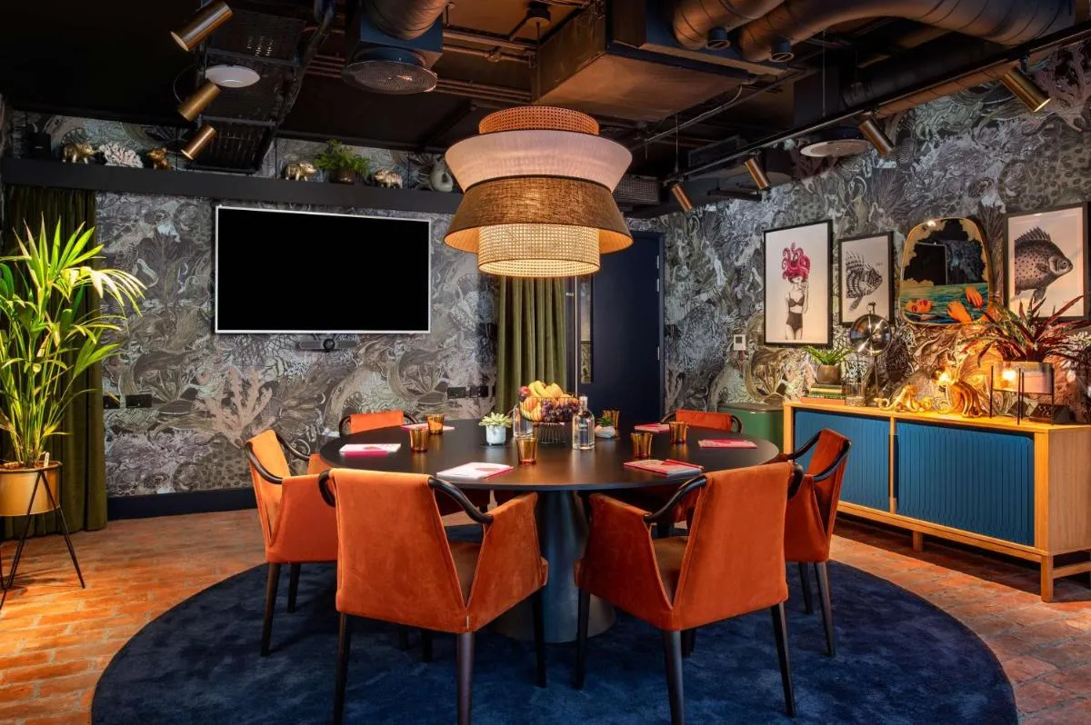 Image 2 of YOTEL Manchester Deansgate