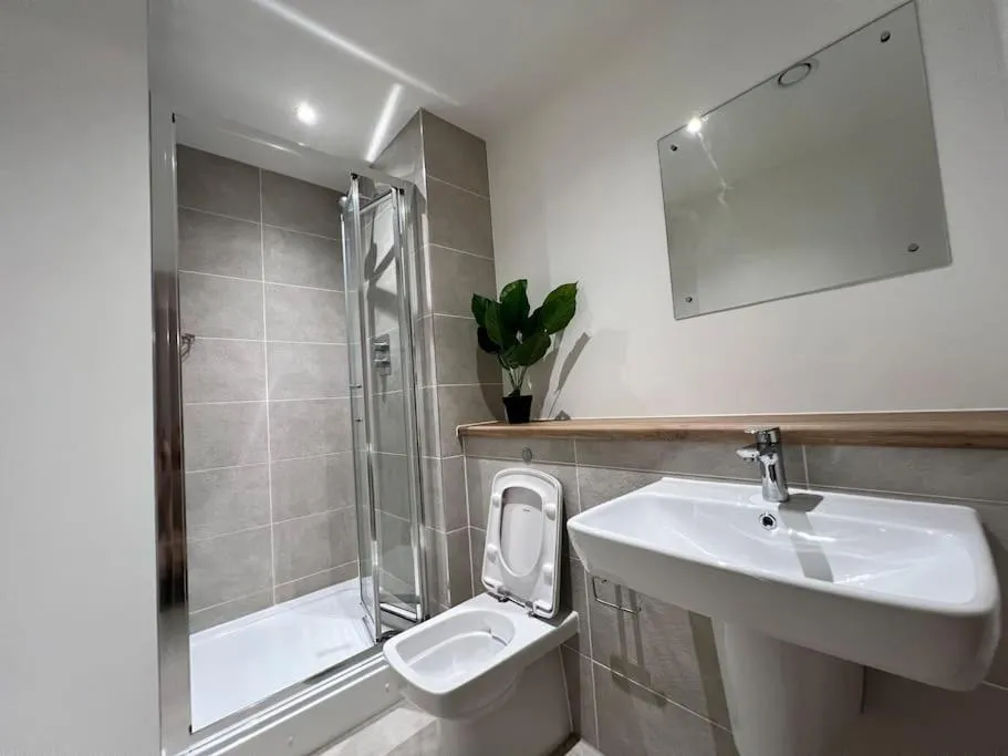Image 1 of 19th floor 2 bedroom apartment with stunning views