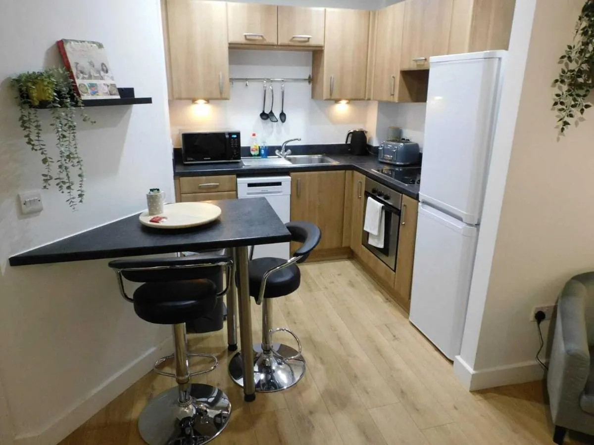 Image 2 of 2 Bed Spacious Apartment Manchester City Centre