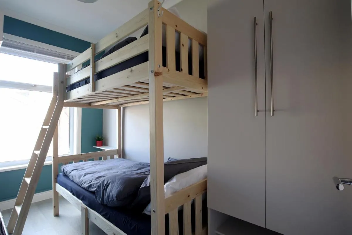 Image 4 of 2-Bedroom, Free Parking, High Speed Wi-Fi, Swinton Manchester