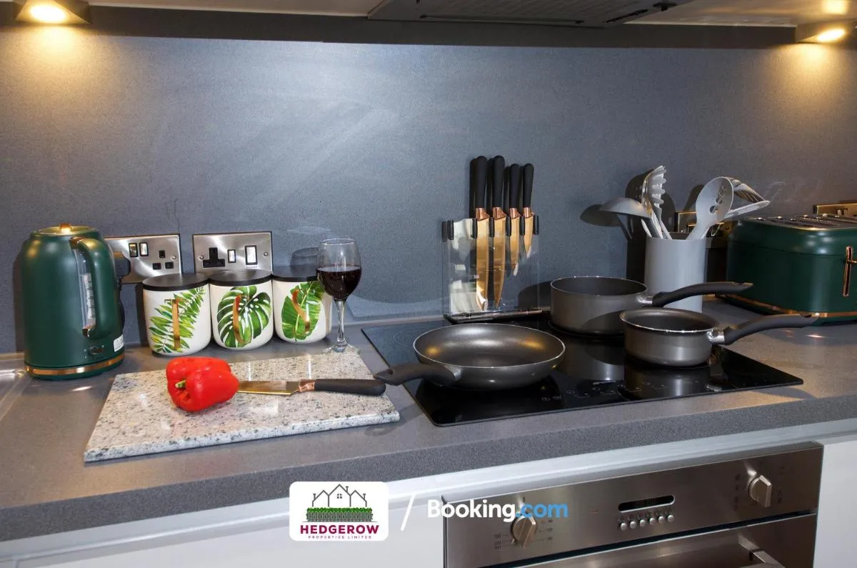 Image 5 of 30Nights Deals l Exclusive Deal on 2-Bed, 2-Bath for 4! 1 Cambridge Street Apartment 197, 4th Floor, Manchester, M1 5GB l Manchester City Loft by Hedgerow