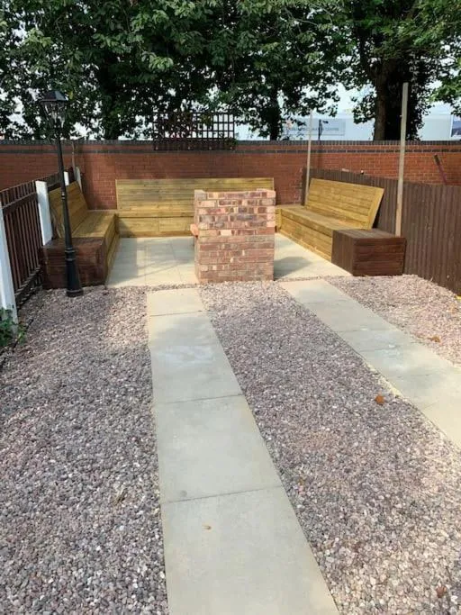 Image 3 of 8 Bed, comfortably sleeps 10, 3 Bath house, 5 Mins Manchester Centre