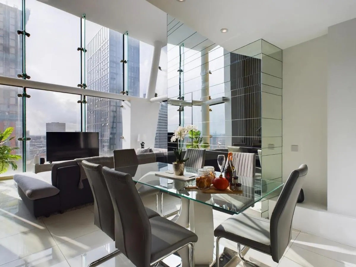 Image 2 of Amazing Skyline Views 3BR Duplex