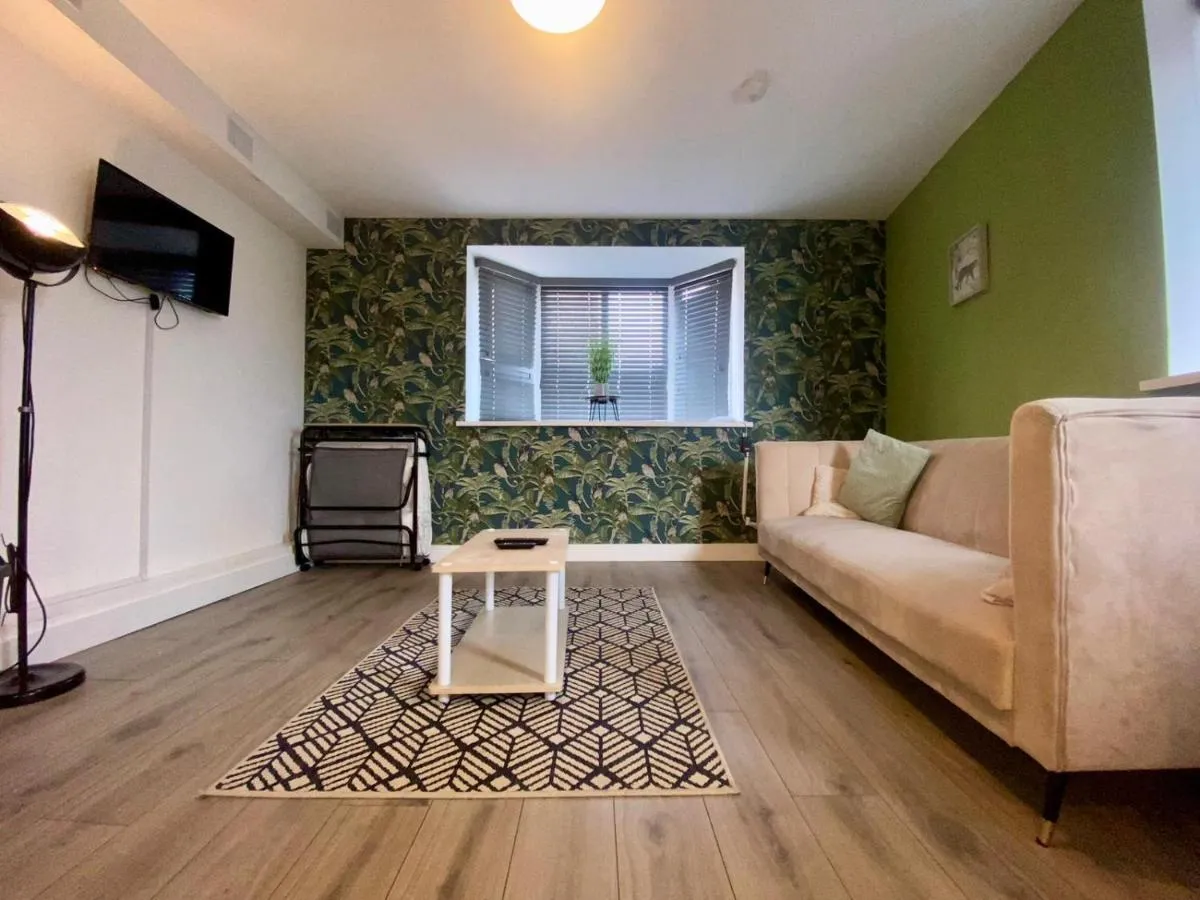Image 3 of Apartment 1