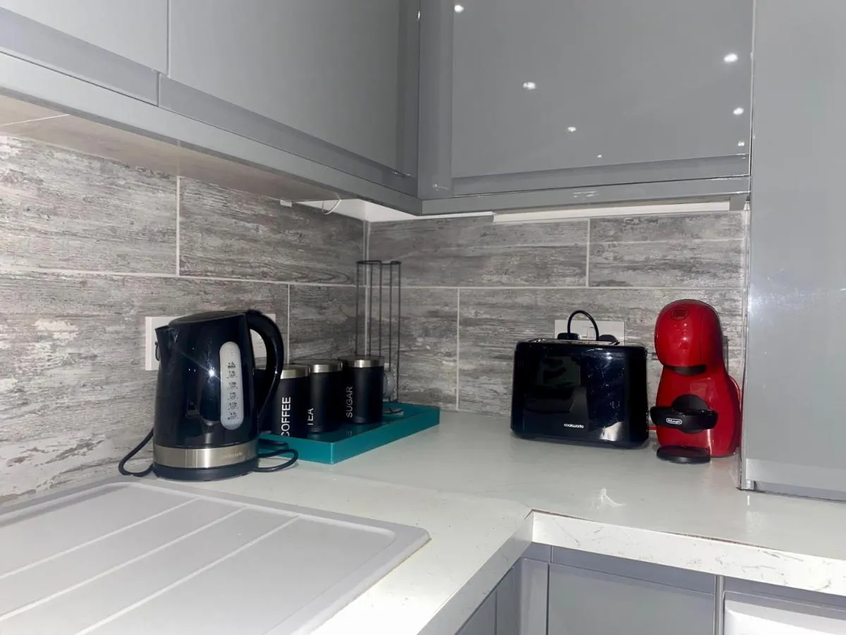 Image 4 of Apartment 2