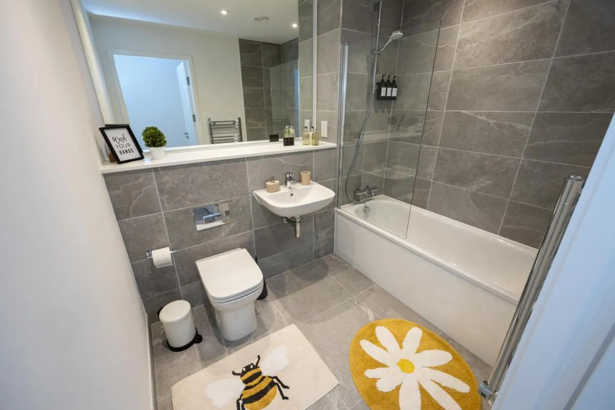Image 3 of City Center Ultra-Luxe 2Bed Villa Amalfi