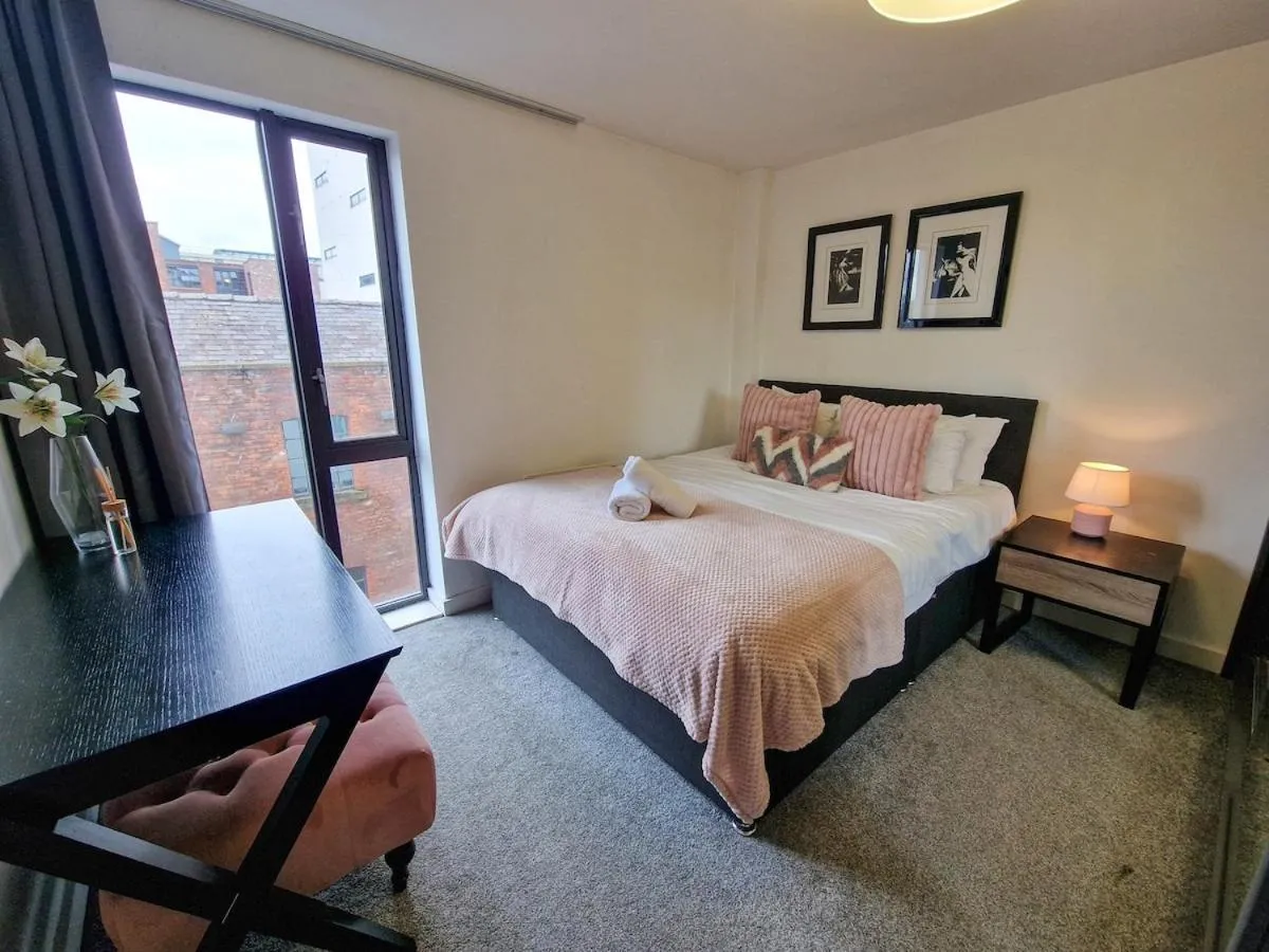 Image 1 of City SuperHost Stunning 2 bed in Ancoats