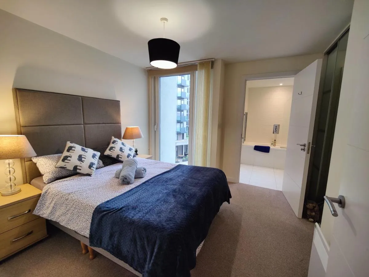 Image 6 of Comfort Manchester City Apartment 2 Bedrooms 2 Bathrooms – Walks to AO Arena, Shopping & Business Centre in minutes