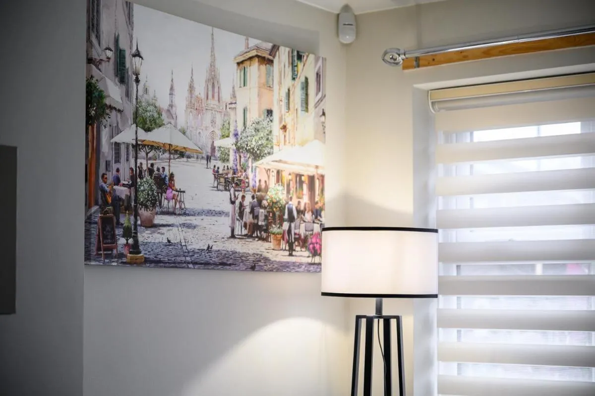 Image 5 of Comfort Meets Style In This 3-Bed MCR Home for 8 Guests