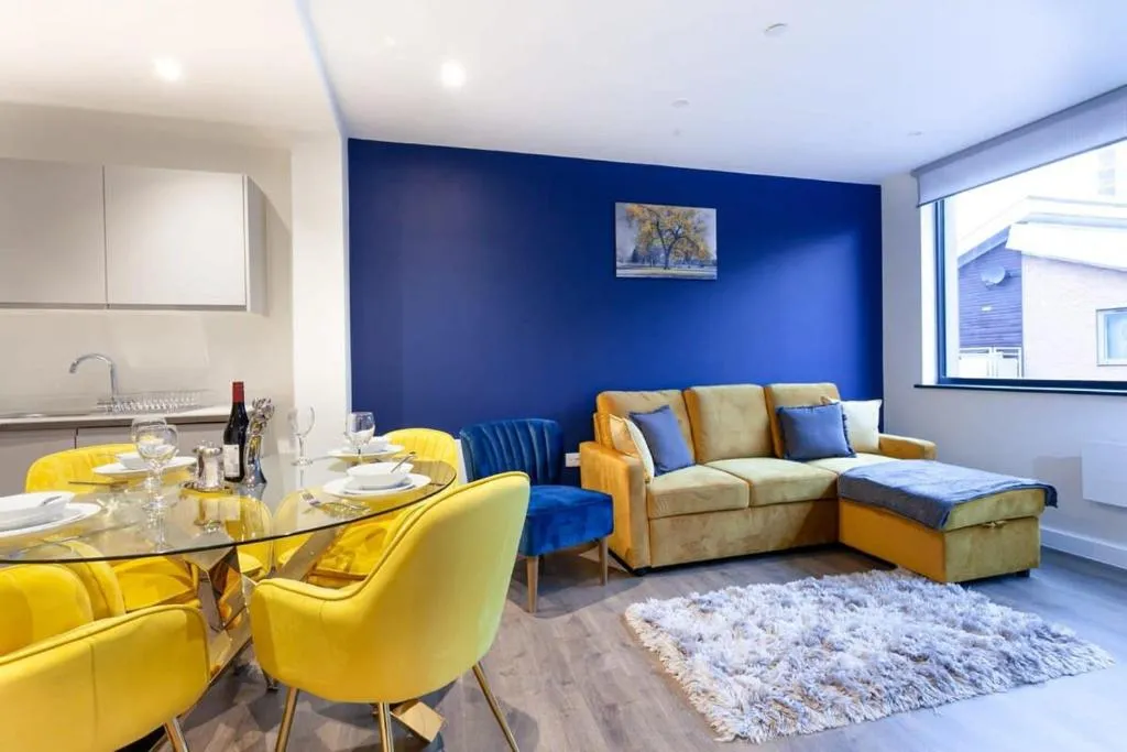 Image of Contemporary 1 Bedroom Apartment in Manchester City Centre