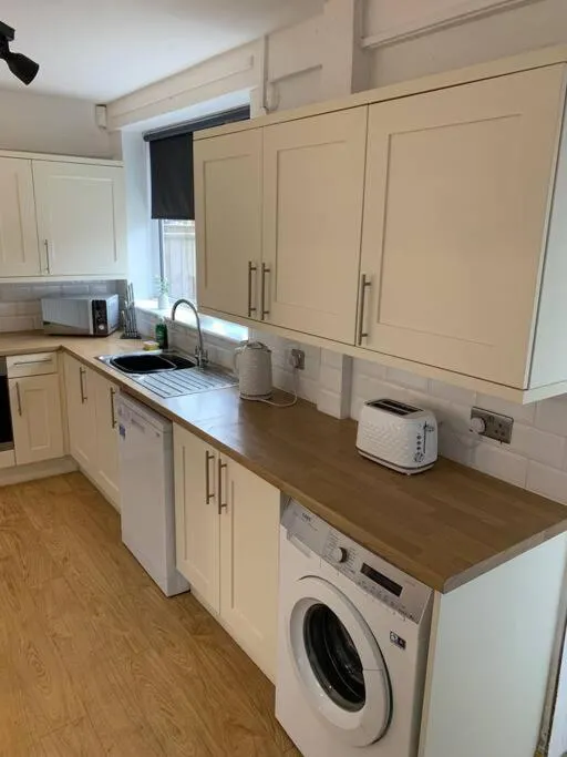 Image 3 of Contractor Stays by Furnished Accommodation Manchester