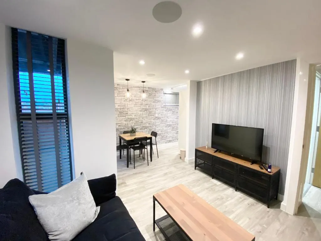 Image of Cosy City Centre Location, Hydro Massage Showe