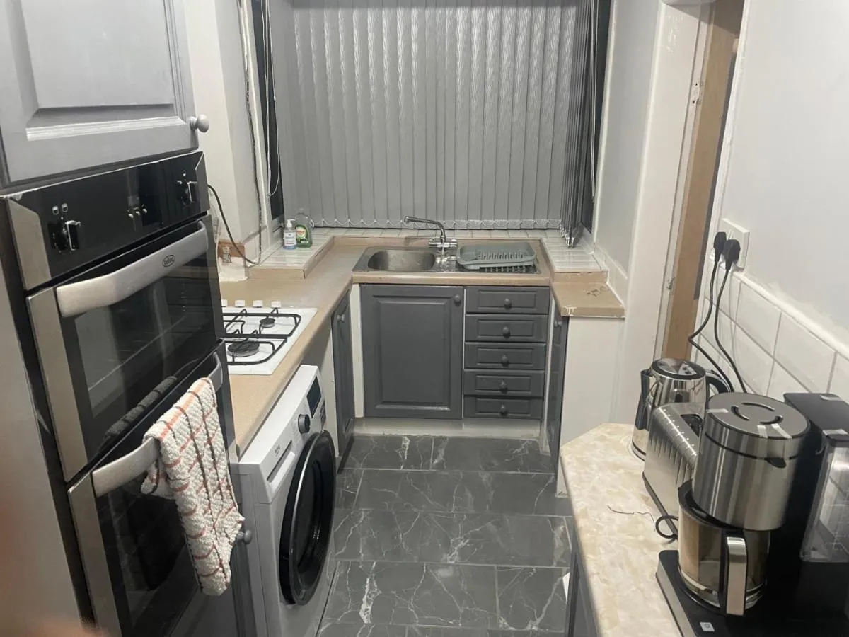Image 1 of Cozy Manchester House with 3 Bedrooms