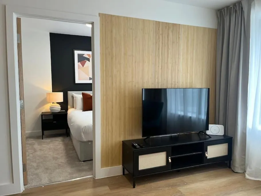 Image 3 of Cute One Bed Apartment – Old Trafford