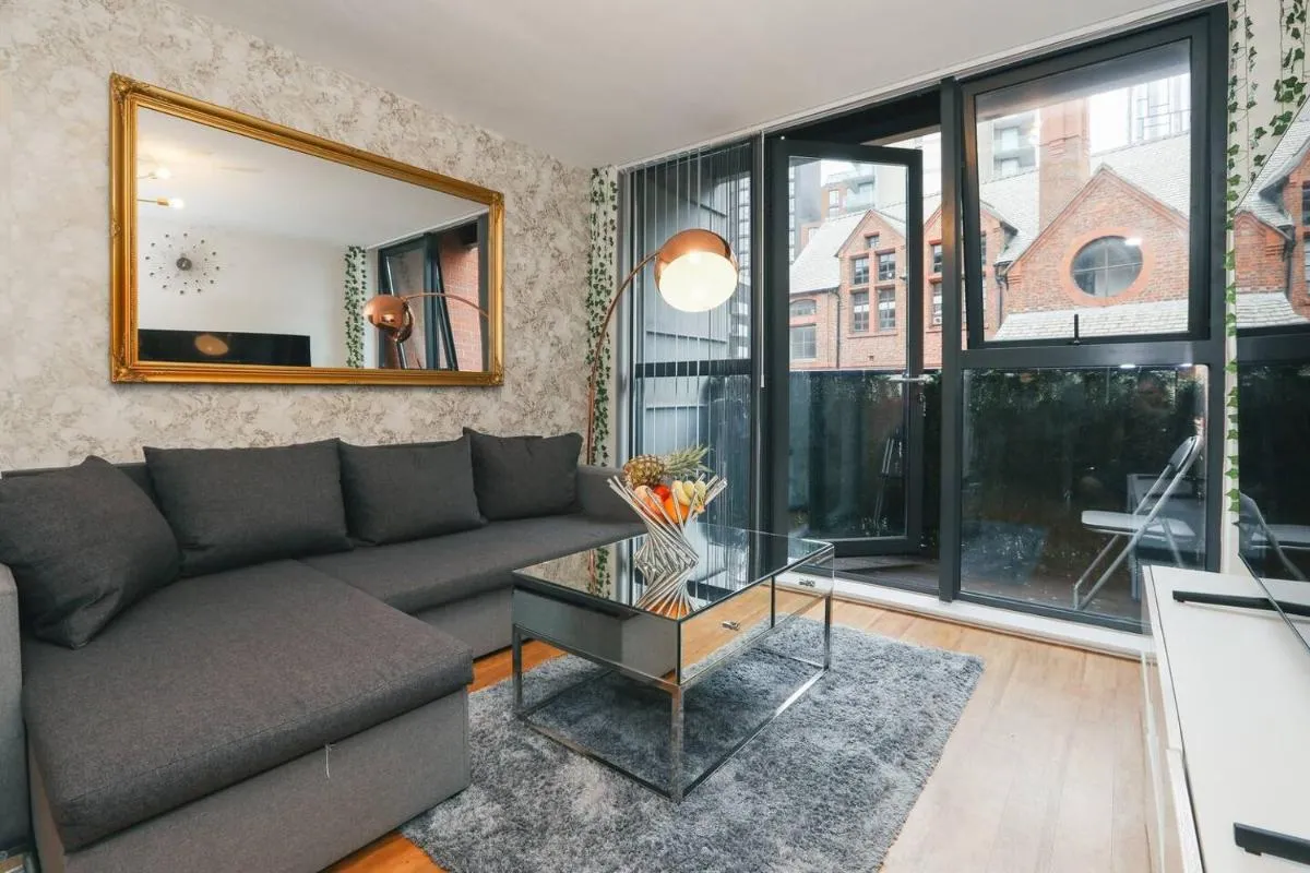 Image 4 of Deluxe Double Room – Deansgate, Manchester