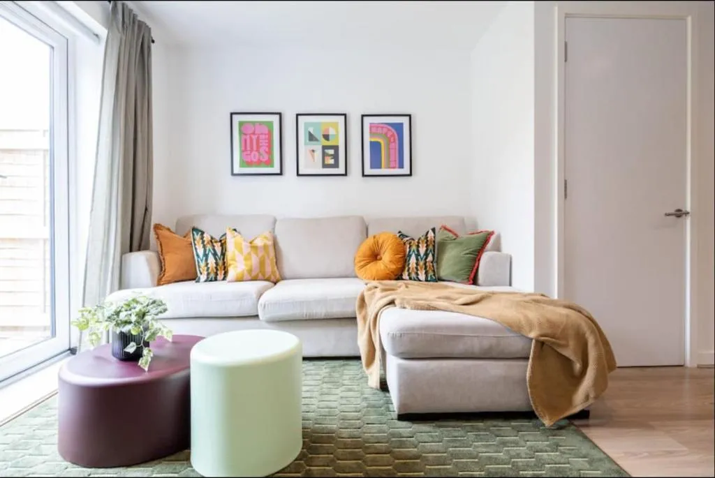 Image of Elegance Retreat – 2 Bed Holiday Home with Parking
