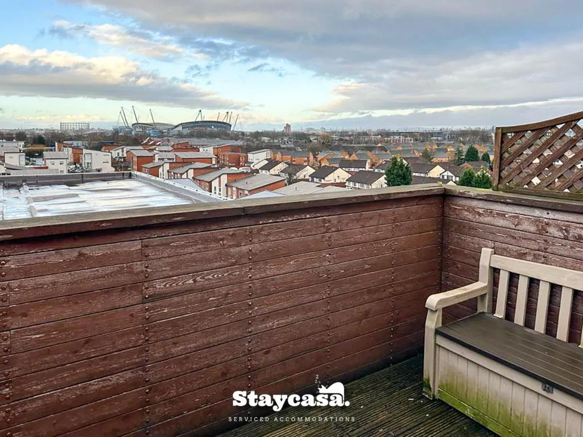 Image 1 of Elegant Duplex Penthouse With Free Parking!