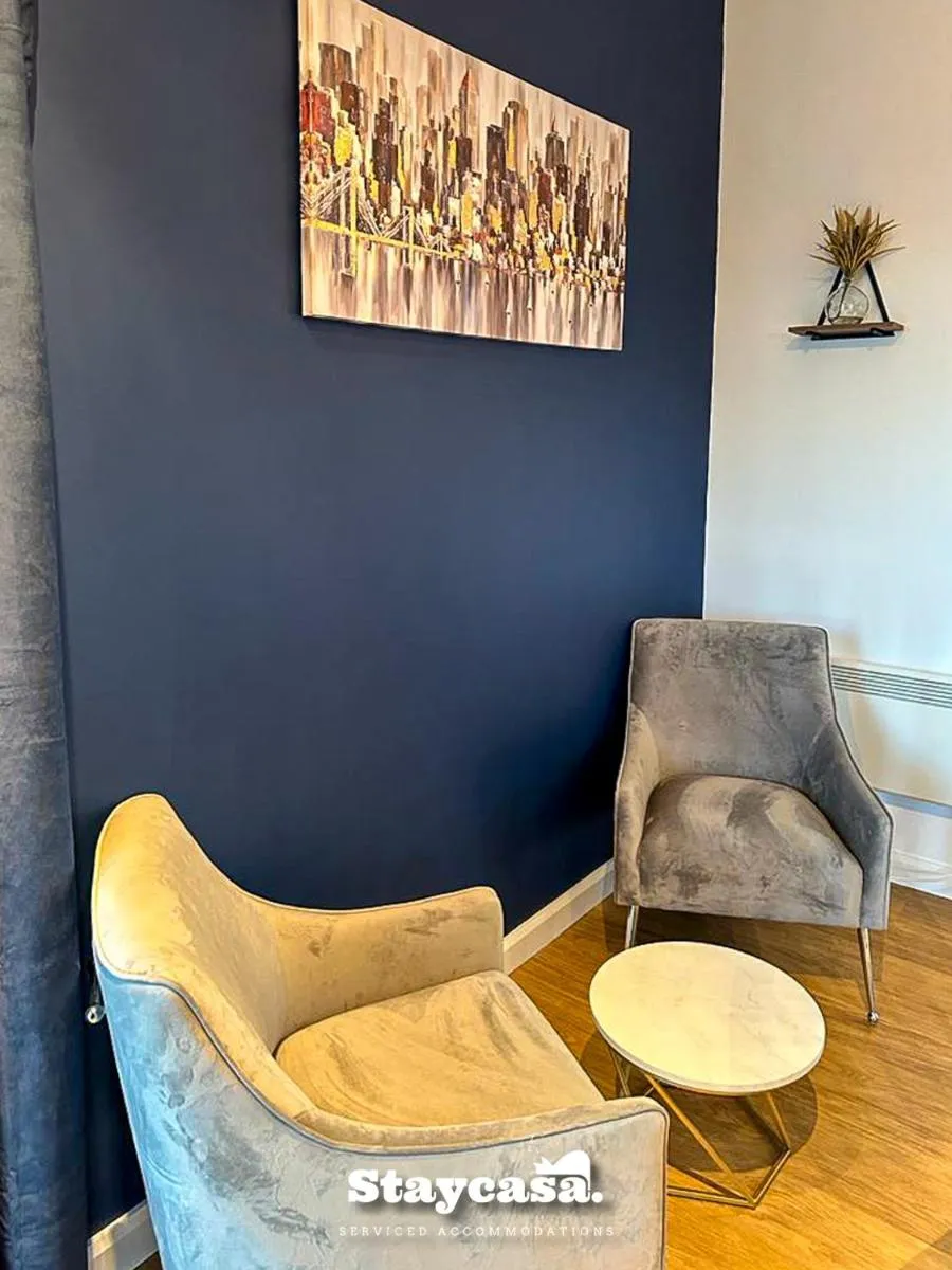 Image 4 of Elegant Duplex Penthouse With Free Parking!