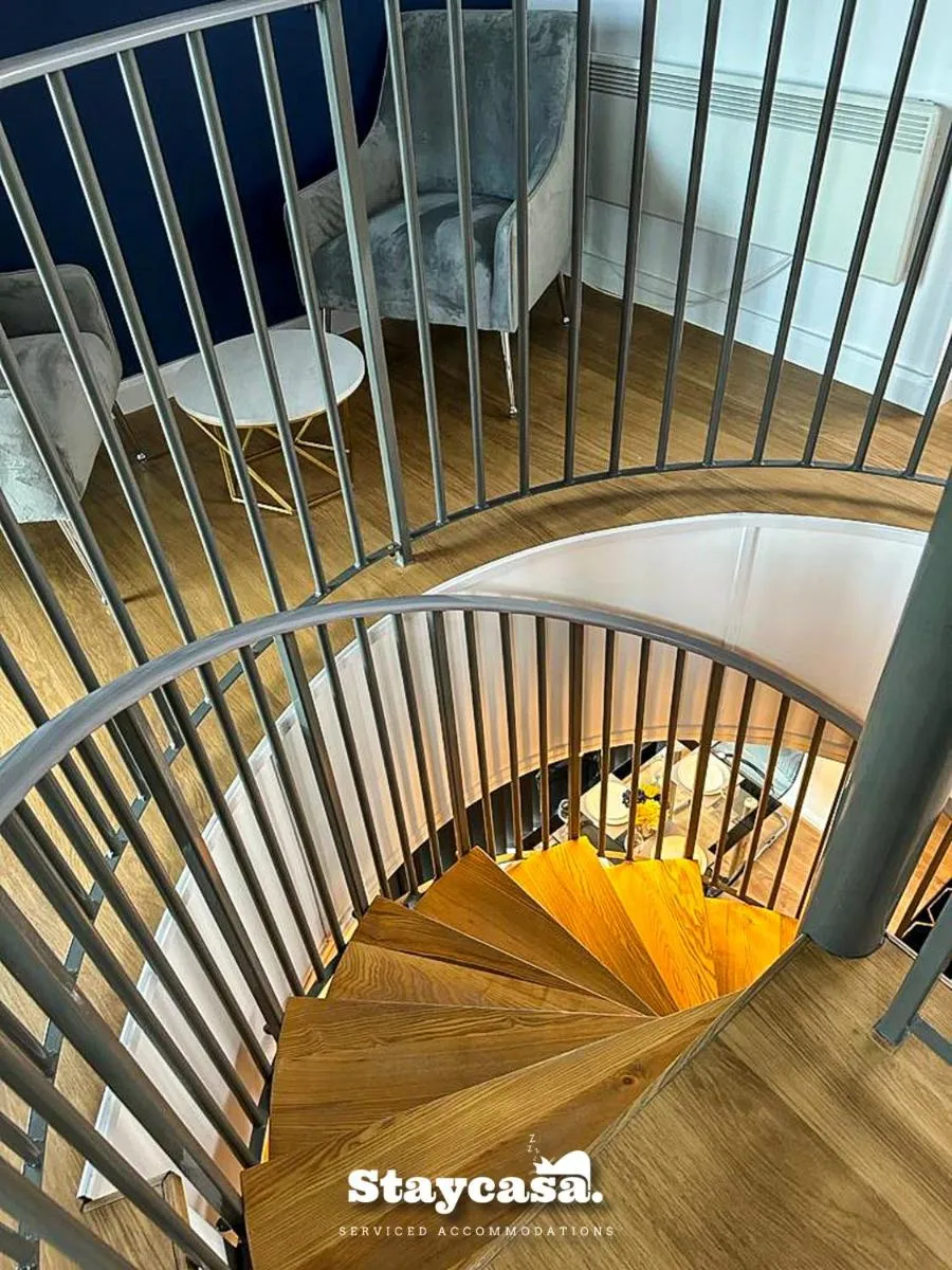 Image 6 of Elegant Duplex Penthouse With Free Parking!
