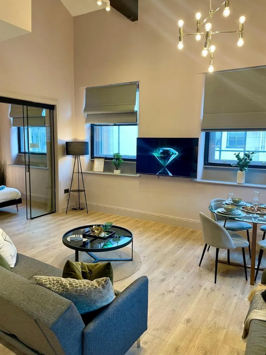 Image 5 of Emerald Escape 3 Bed 3 Bath