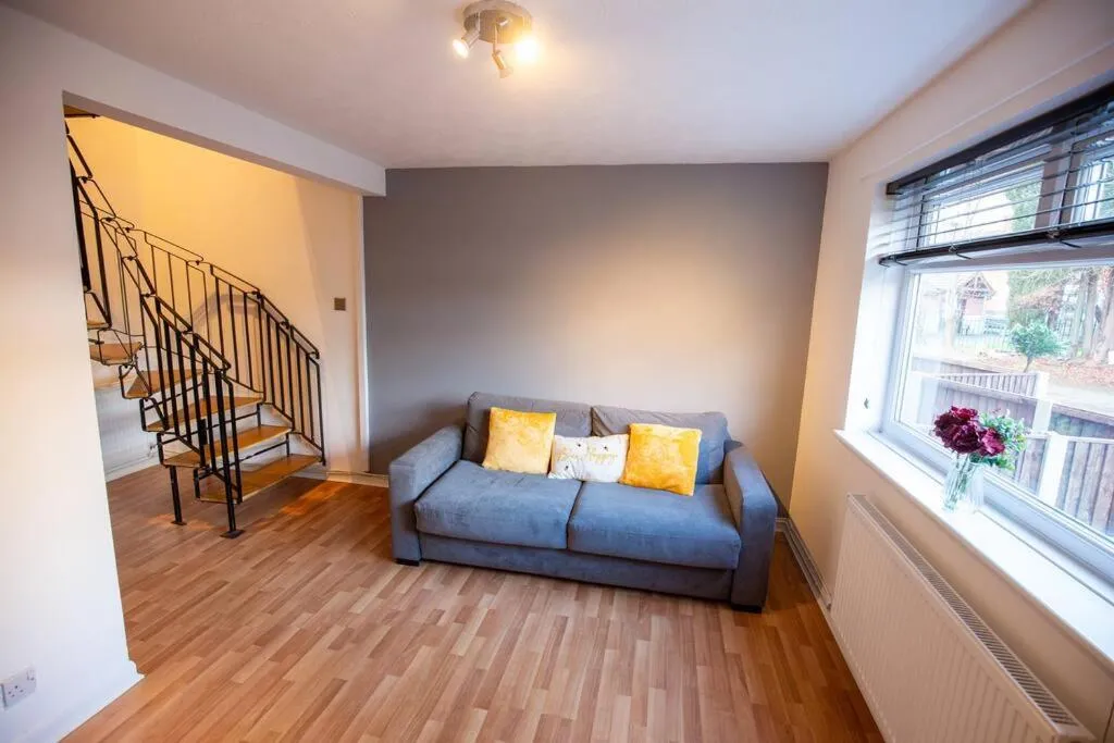 Image of Entire 1 Bedroom House in Manchester