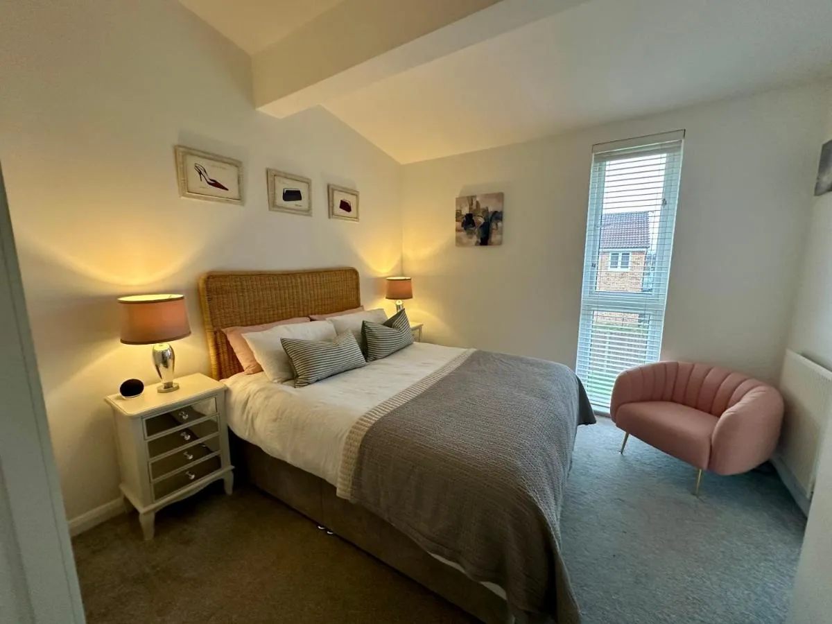 Image 2 of Etihad AO Arena 3 BR Central house with Parking