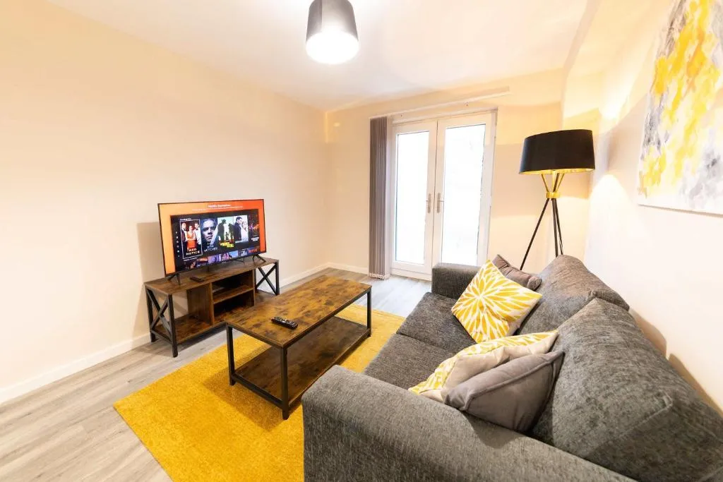 Image of Fabulous 2 Bedroom Apartment in Machester