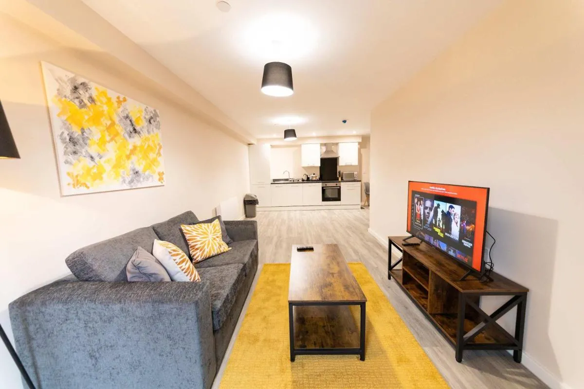 Image 6 of Fabulous 2 Bedroom Apartment in Machester